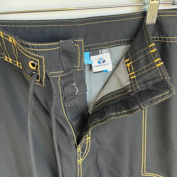 Brooklyn Men's 32 Shorts Black/Yellow Physical Science Surf Board Active Bottoms - Picture 9 of 15